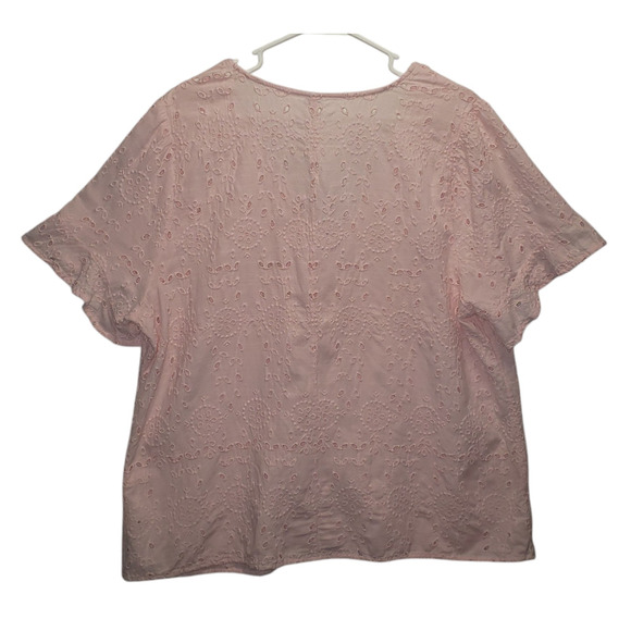 Old Navy XXL Blush Eyelet Blouse – Ruffle Sleeves, Button Front Cottagecore - Picture 2 of 7